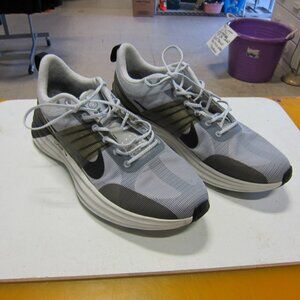 Nike Lunar Roam Men's 12 Desert Moss/Black/Wolf Grey Shoe's DV2440-001